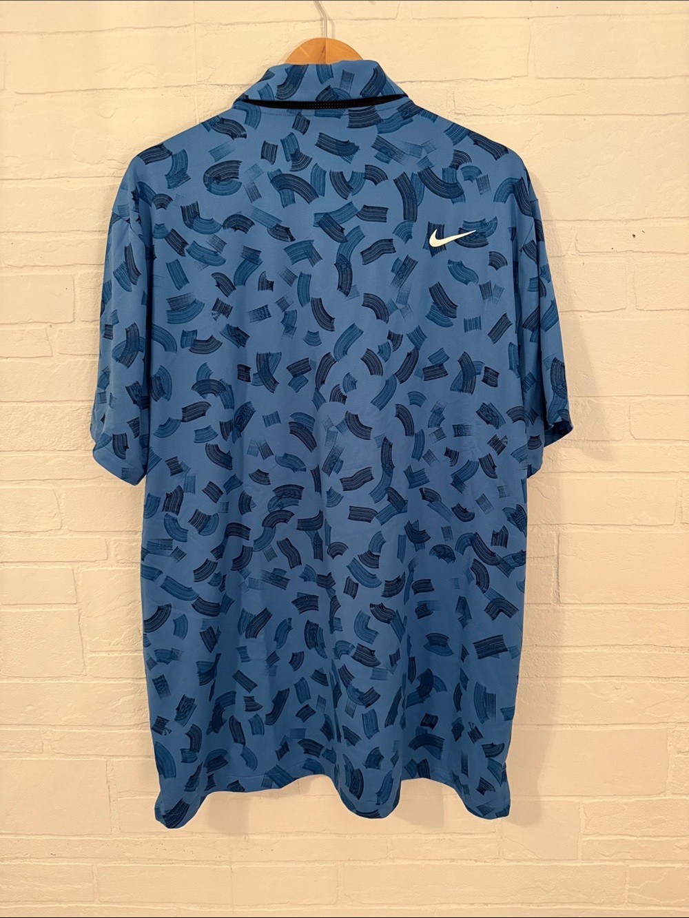 Nike Men's Blue Abstract-Print Dri-FIT Polo - Picture 3 of 3